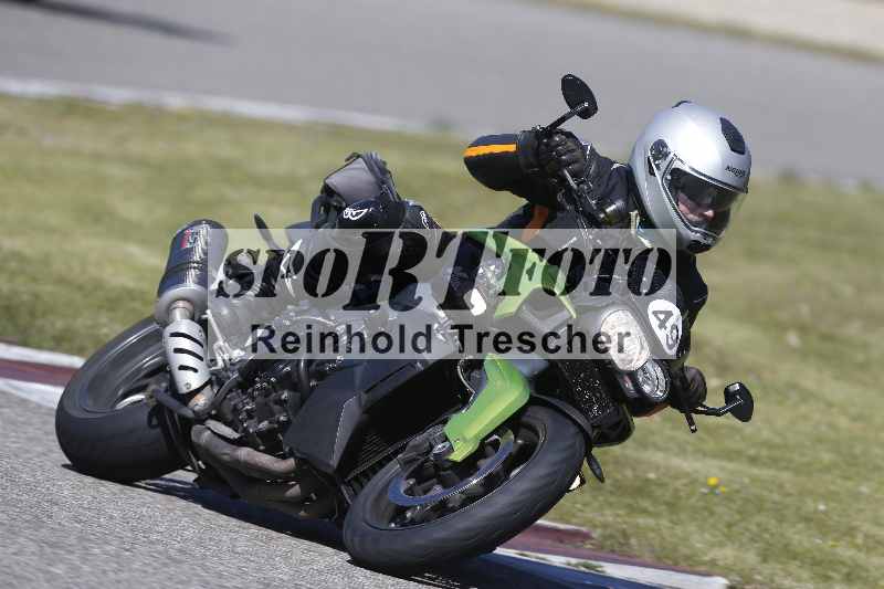 /01 02.04.2026 MAZ ADR/Gruppe rot/49